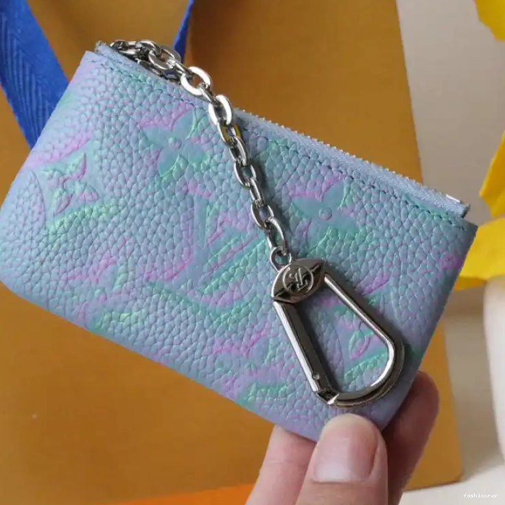 Fashionrepsfam ru 2209DJ0061 Bag LV 0513